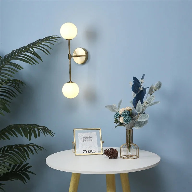 Aplique de Pared LED Moderno con Doble Esfera de Cristal